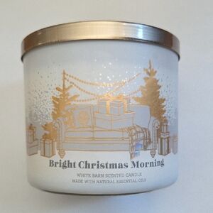 Bath & Body Works Bright Christmas Morning Candle - White and Gold
